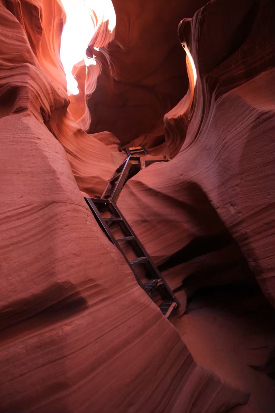 staircase lower antelope canyon